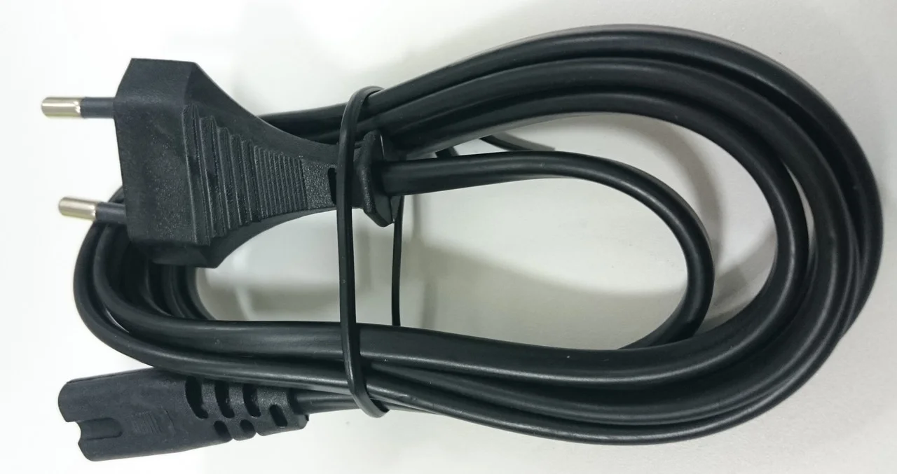 Шнур сетевой  220V 10А   1,5м