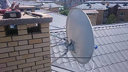 Были выполнены монтажные работы по установки и настройке спутниковой антенны и прокладке кабеля, для просмотра спутникового телеоператора (НТВ+ восток) в ЖК Акбулак 2.