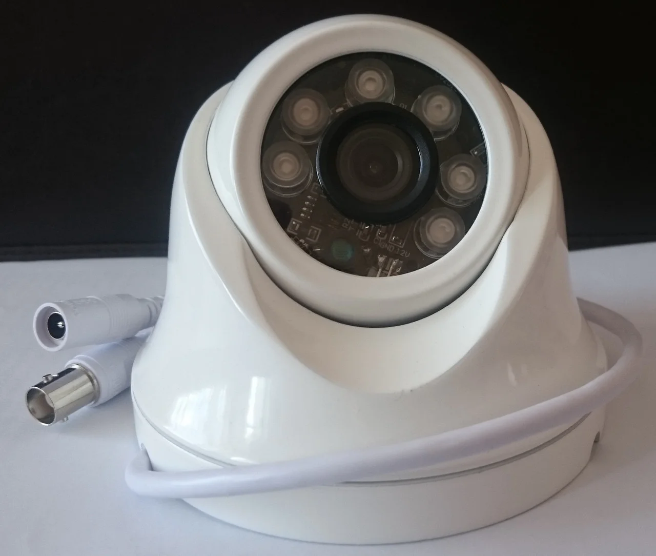 AHD видеокамера CENMAX   1.3Mp