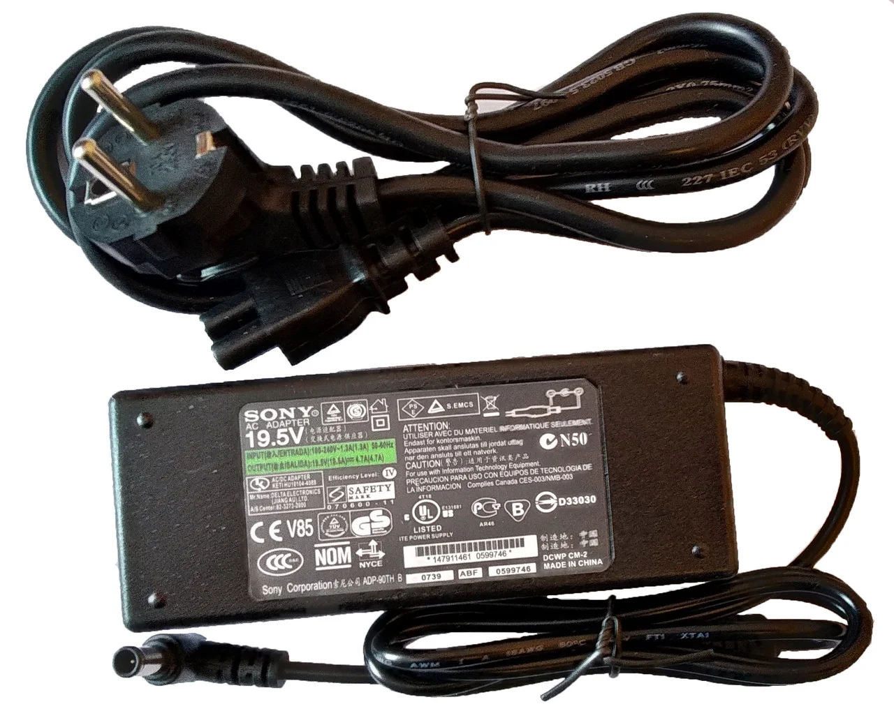 Адаптер питания  220V - 19.5V / 4.7A     SONY